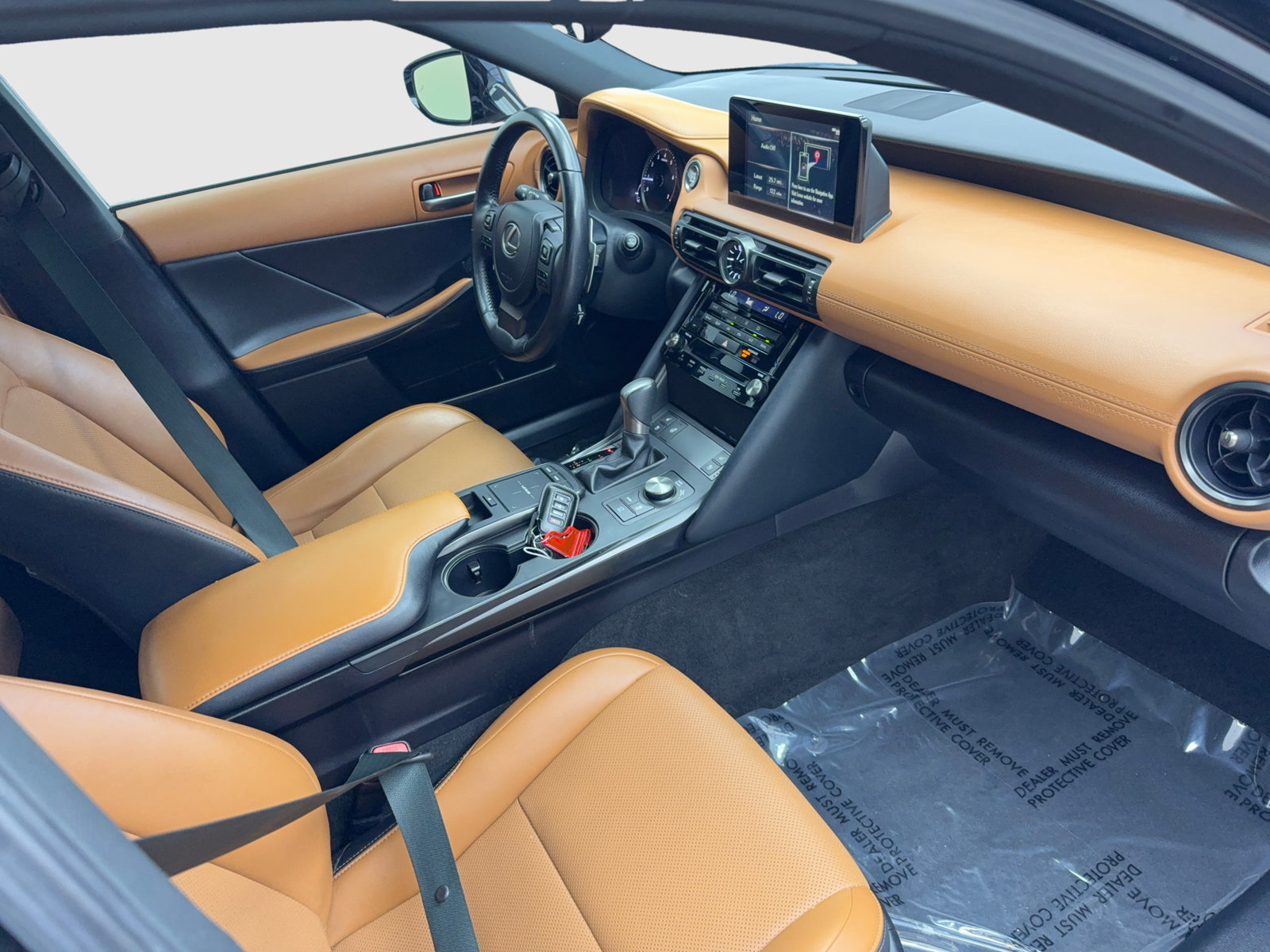 Used 2023 Lexus IS 300 w/ Comfort Package RWD image 37