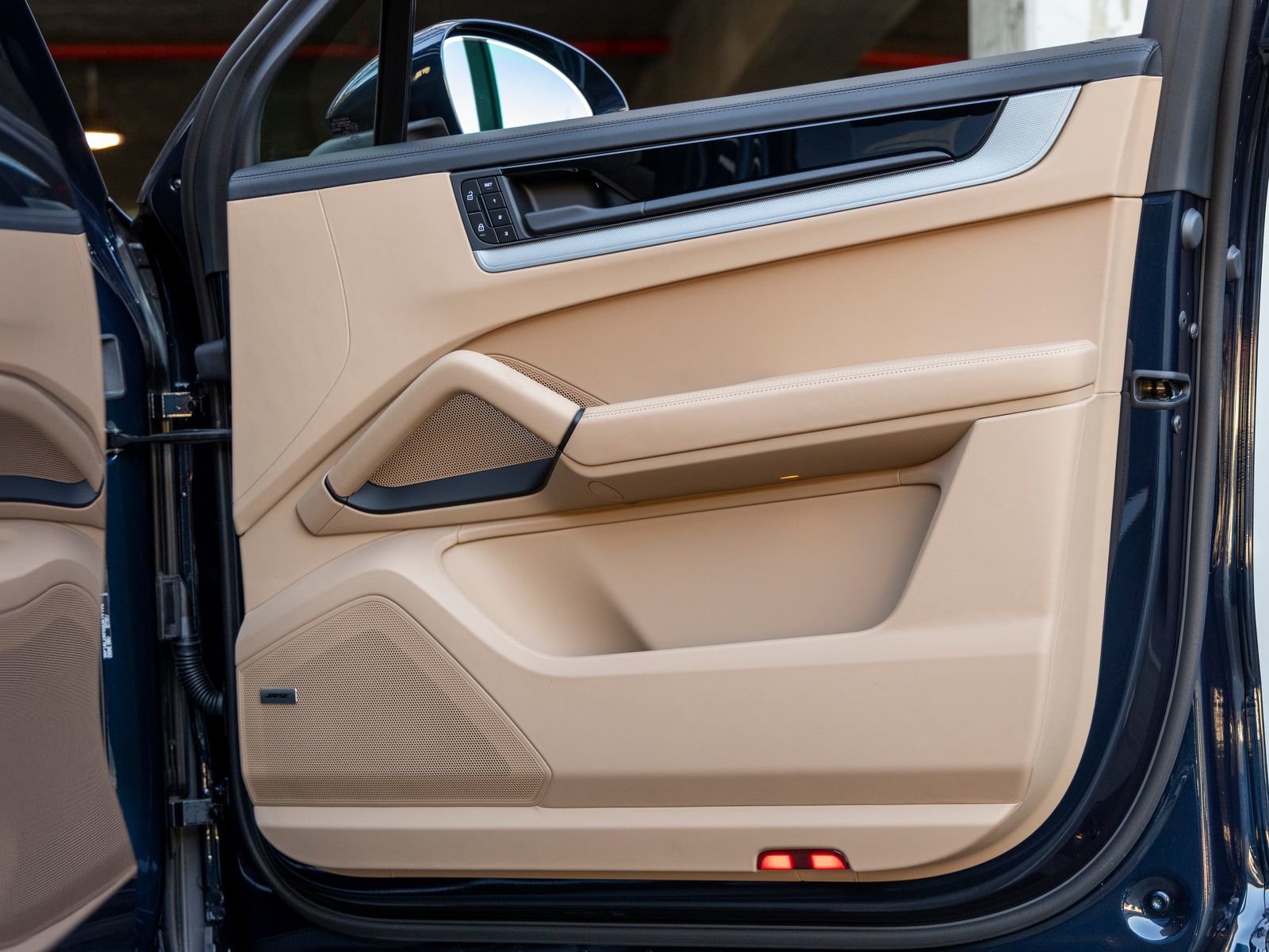 New 2025 Porsche Cayenne S AWD/4WD image 51