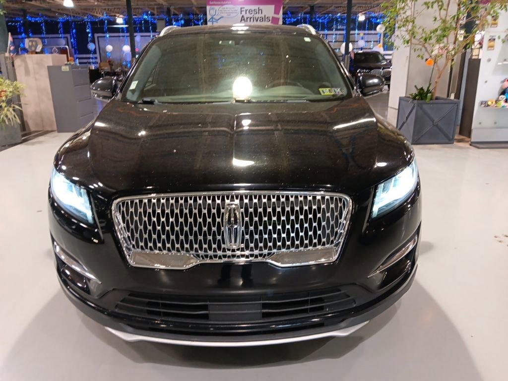 Used 2019 Lincoln MKC Premiere image 3