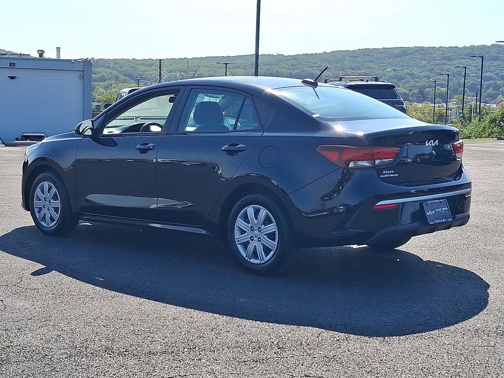 Used 2023 Kia Rio LX FWD image 4