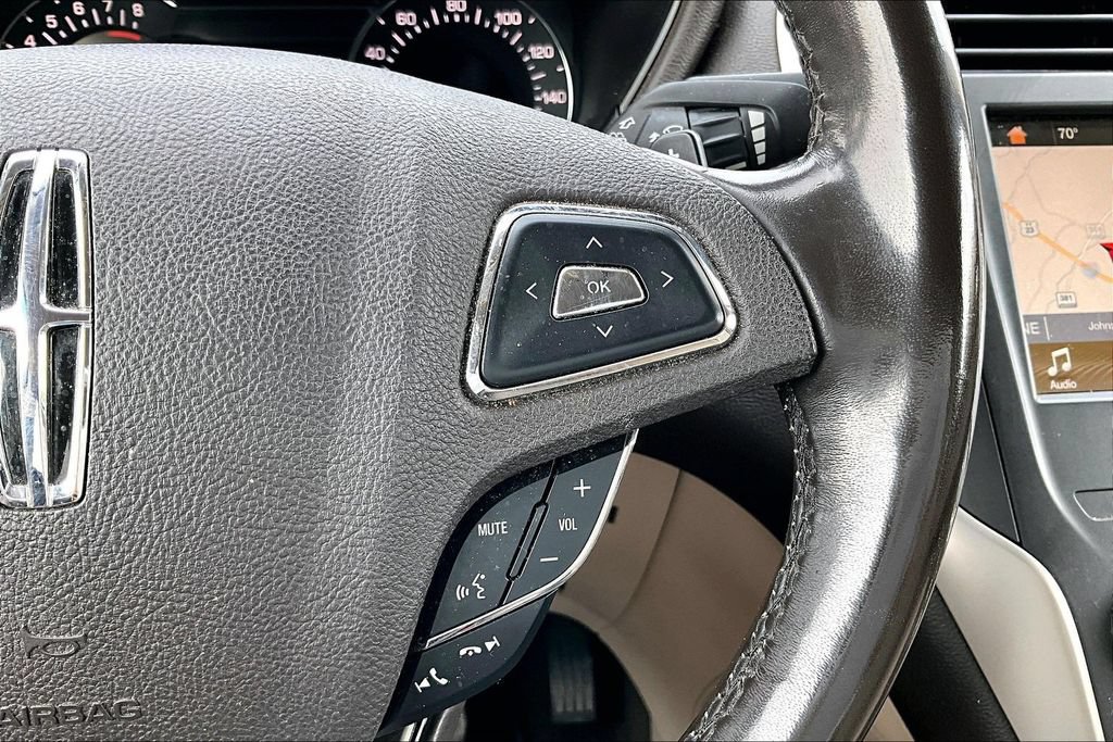 Used 2018 Lincoln MKC Select w/ Select Plus Package FWD image 19
