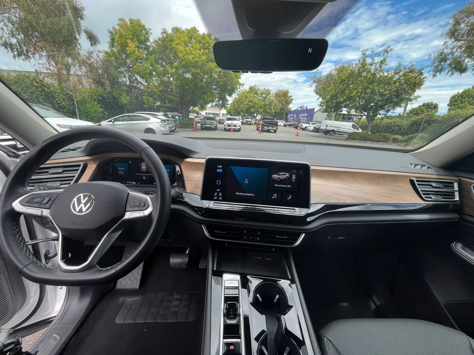 Used 2026 Volkswagen Atlas SE FWD image 35
