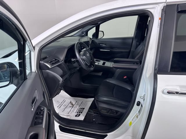 Certified 2023 Toyota Sienna XSE w/ XSE Plus Package AWD/4WD image 22