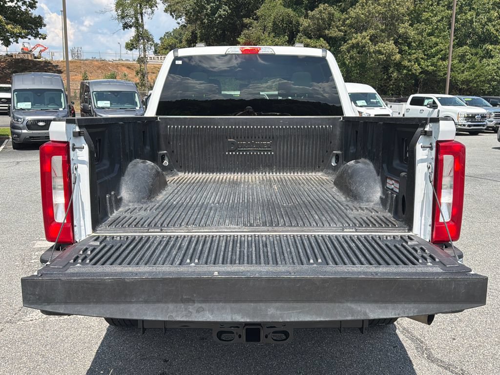 Used 2025 Ford F250 XLT AWD/4WD image 18