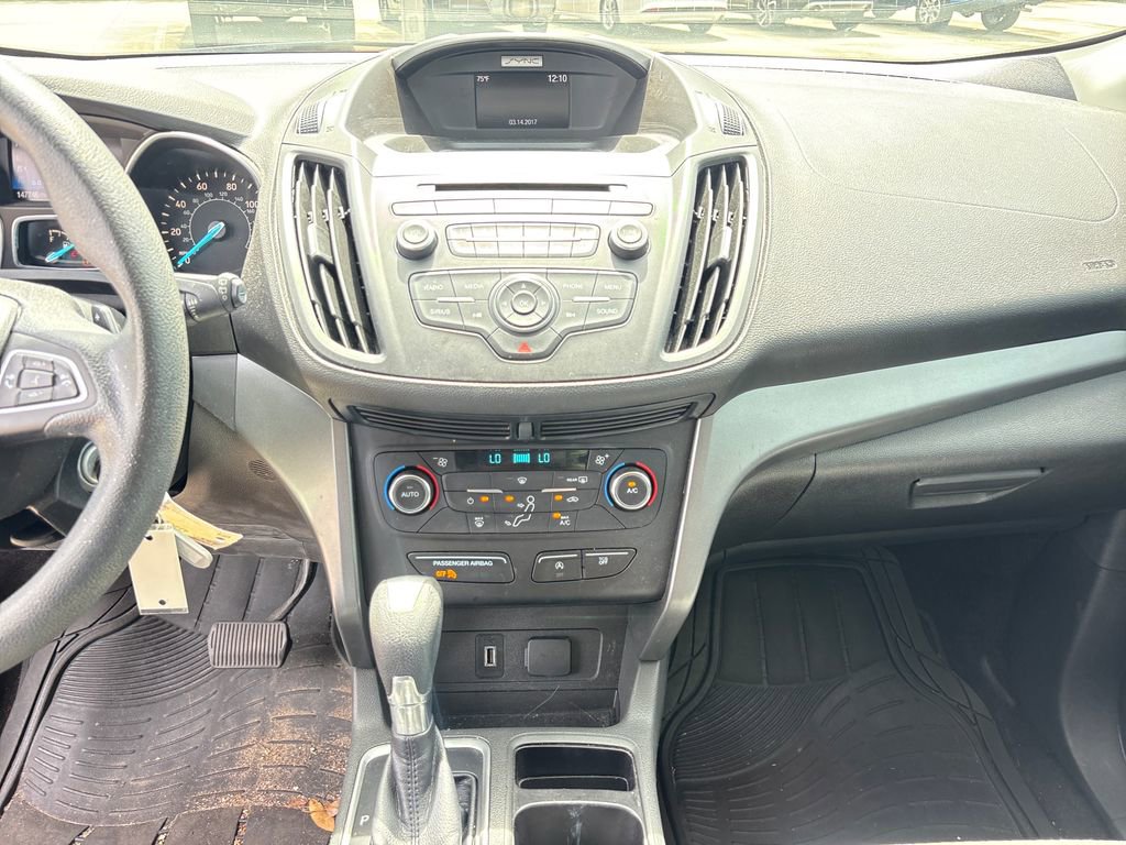 Used 2017 Ford Escape SE FWD image 22