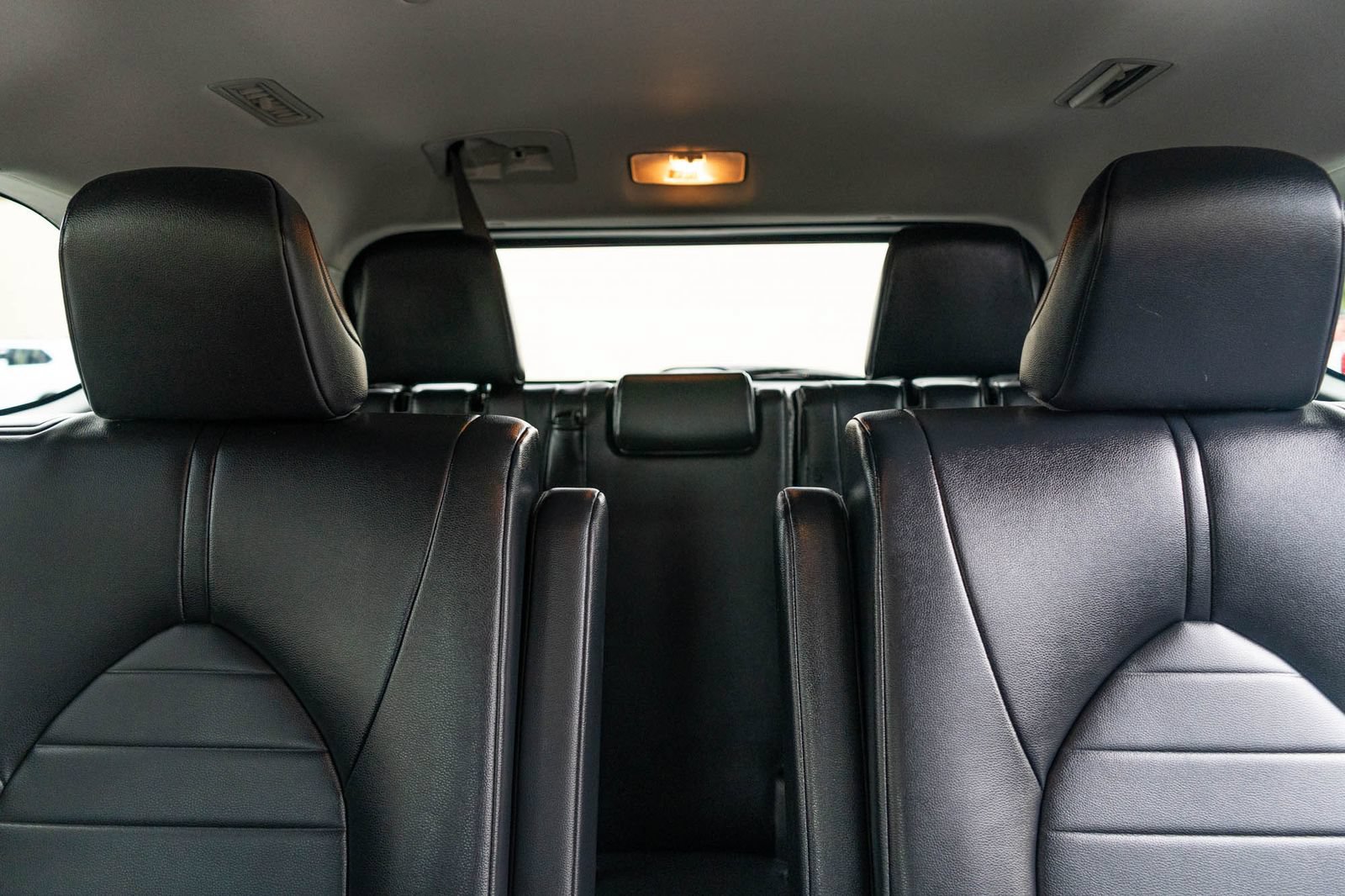Used 2024 Toyota Highlander XLE FWD image 18