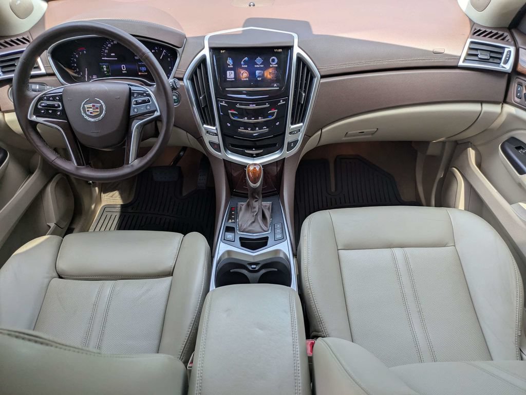 Used 2015 Cadillac SRX Luxury w/ Driver Awareness Package FWD image 18