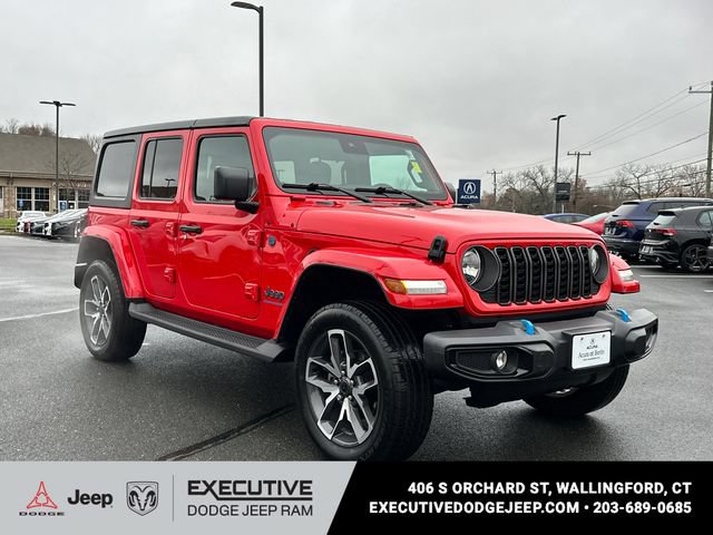 Used 2024 Jeep Wrangler Unlimited w/ Convenience Group AWD/4WD image 5