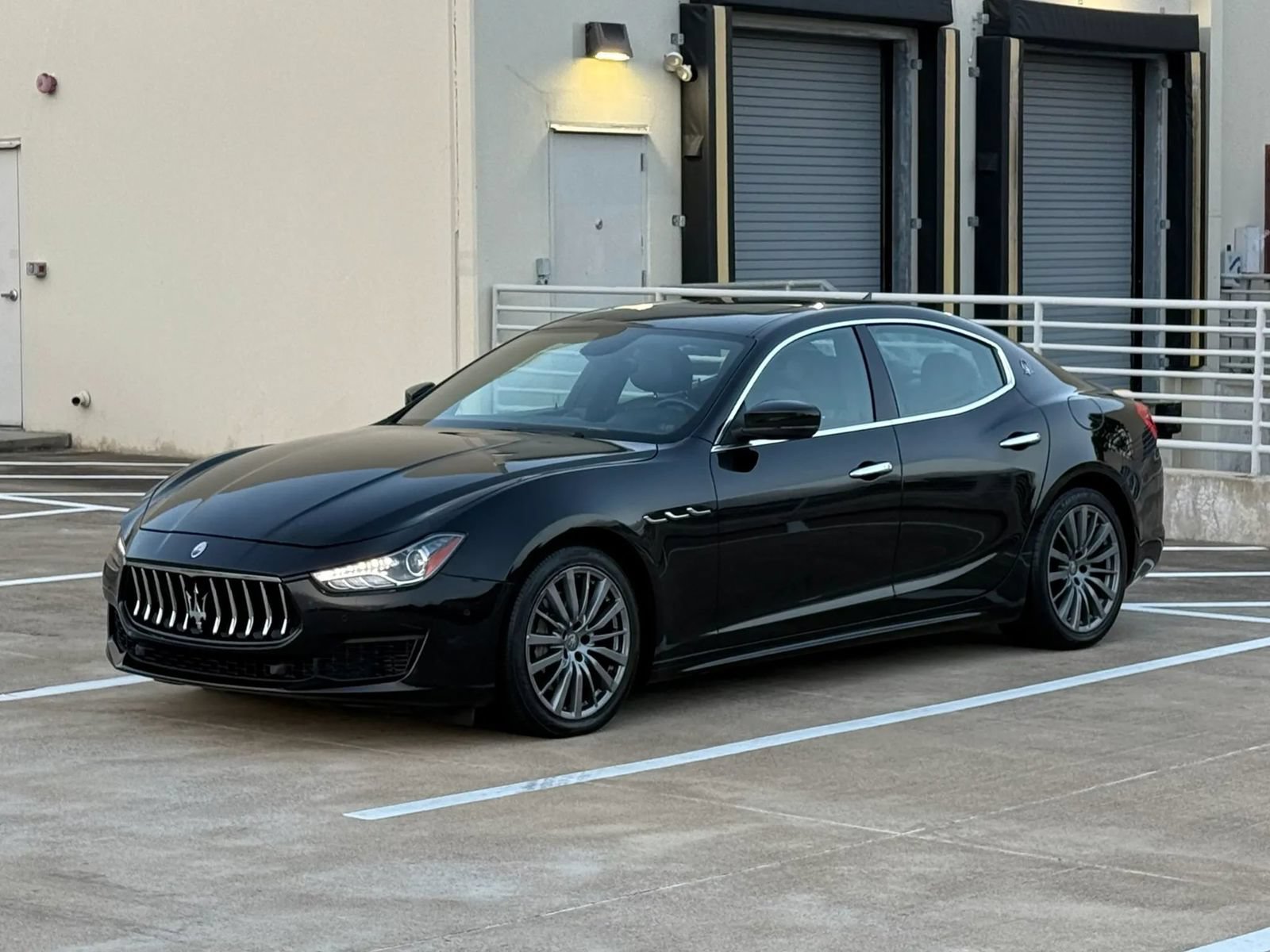 Used 2020 Maserati Ghibli RWD image 3
