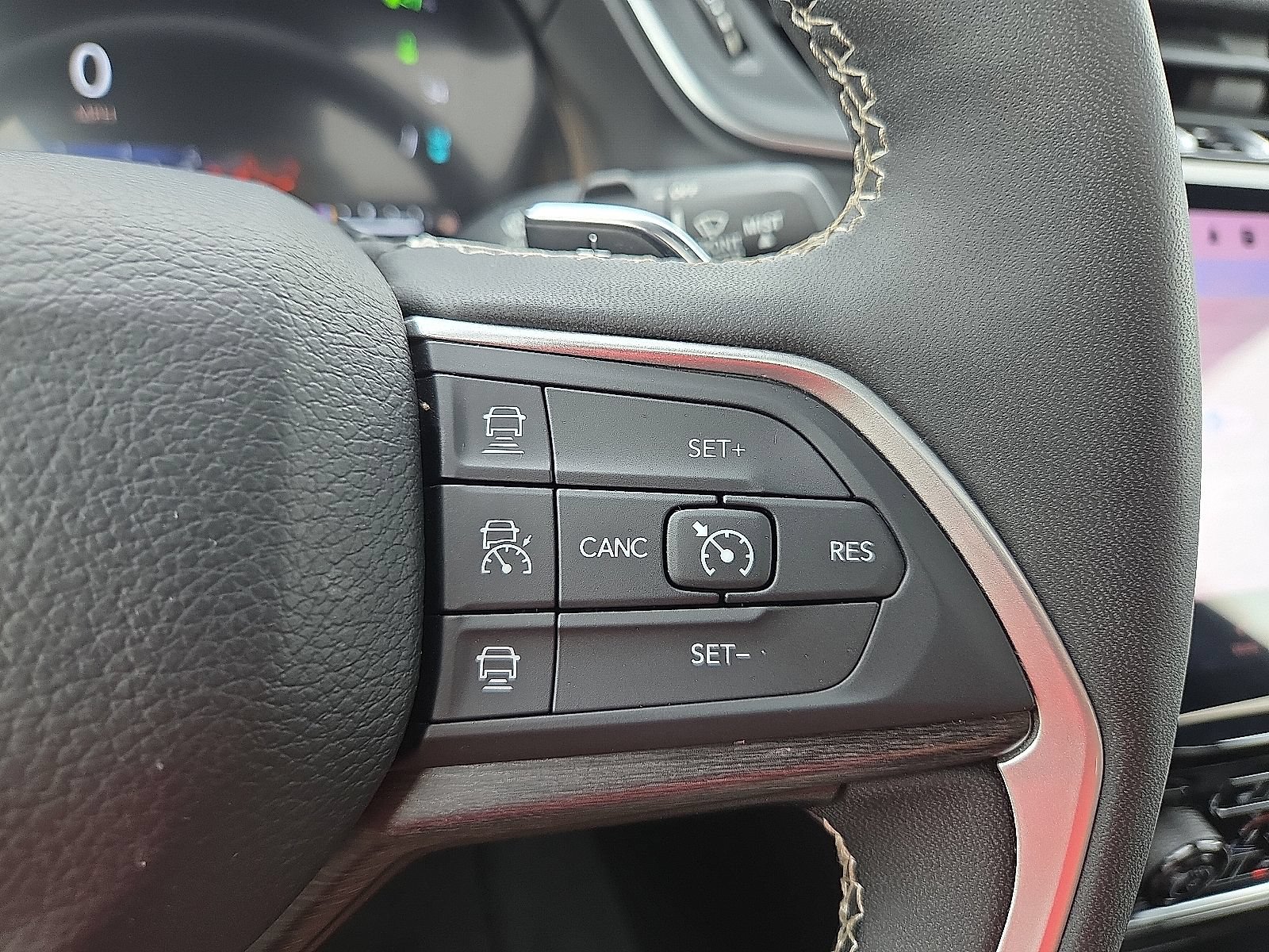 Used 2024 Jeep Grand Cherokee Limited 4xe AWD/4WD image 18