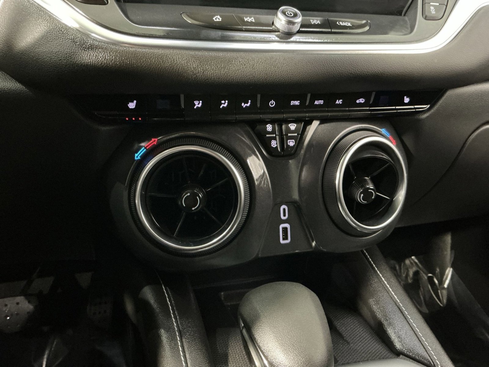 Used 2024 Chevrolet Blazer LT w/ Convenience Package image 28