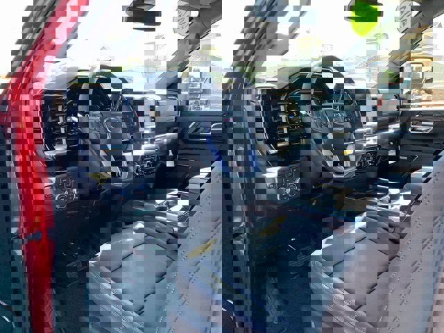 New 2025 GMC Sierra 2500 SLT w/ SLT Convenience Package image 15