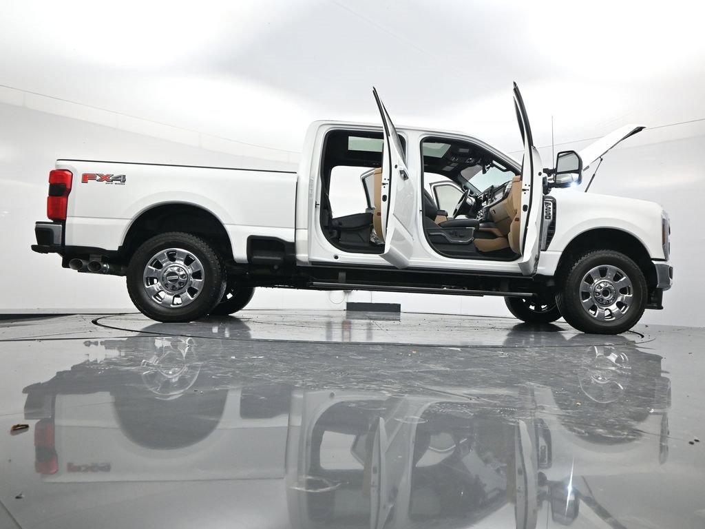 Used 2024 Ford F250 Lariat w/ Lariat Ultimate Package image 59