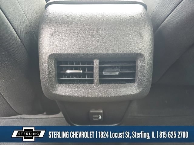Used 2023 Chevrolet Equinox LT FWD image 24