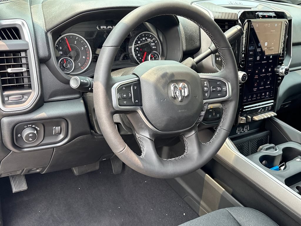 New 2026 RAM 3500 Big Horn AWD/4WD image 15