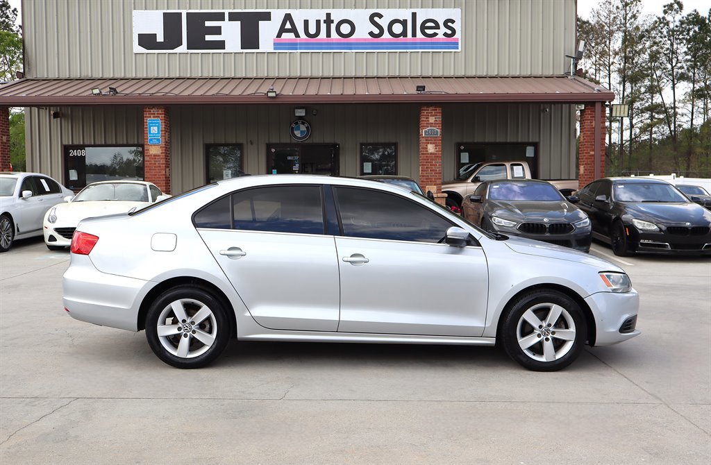 Used 2013 Volkswagen Jetta TDI image 8