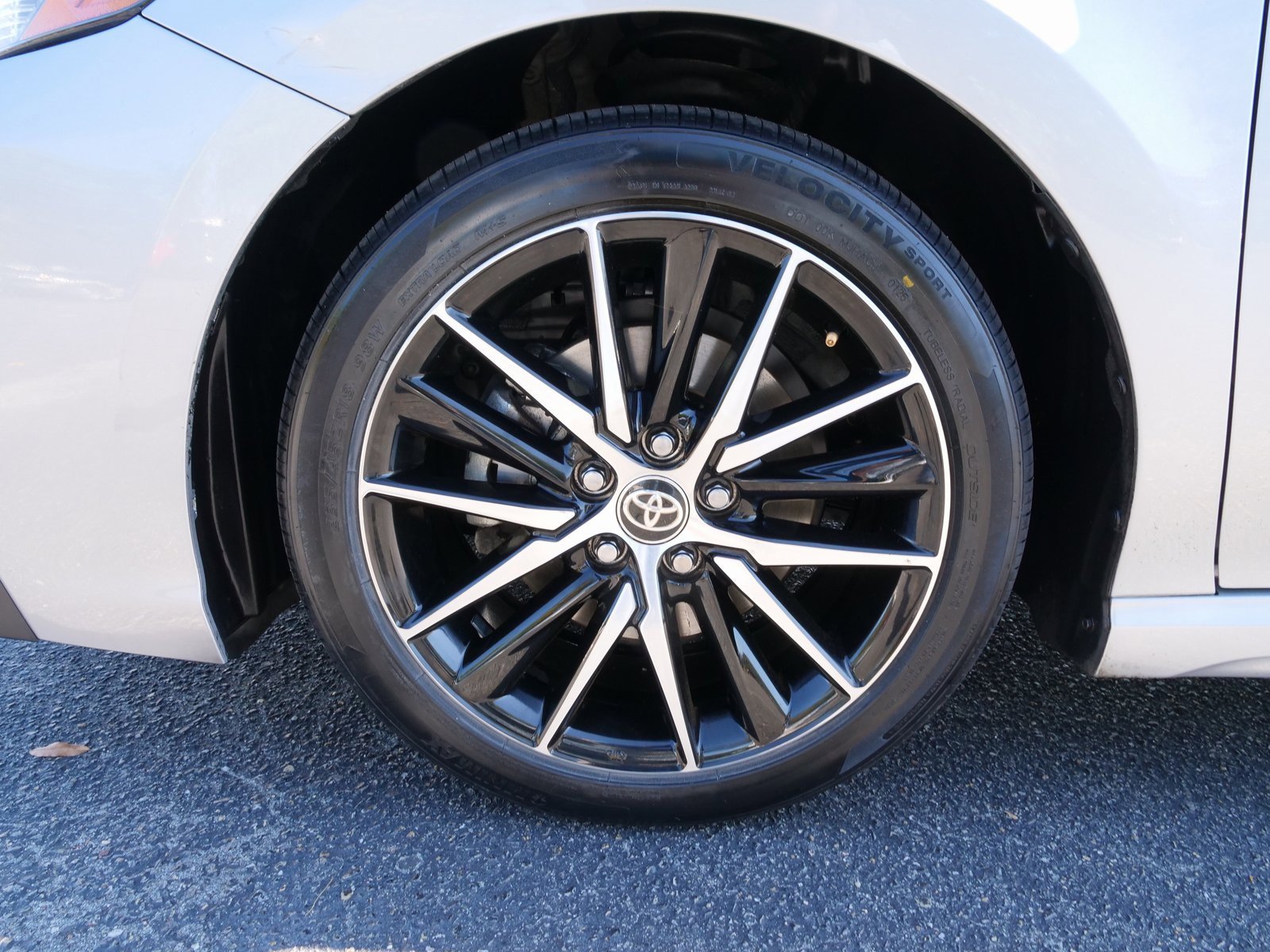 Used 2022 Toyota Camry SE w/ Convenience Package image 14