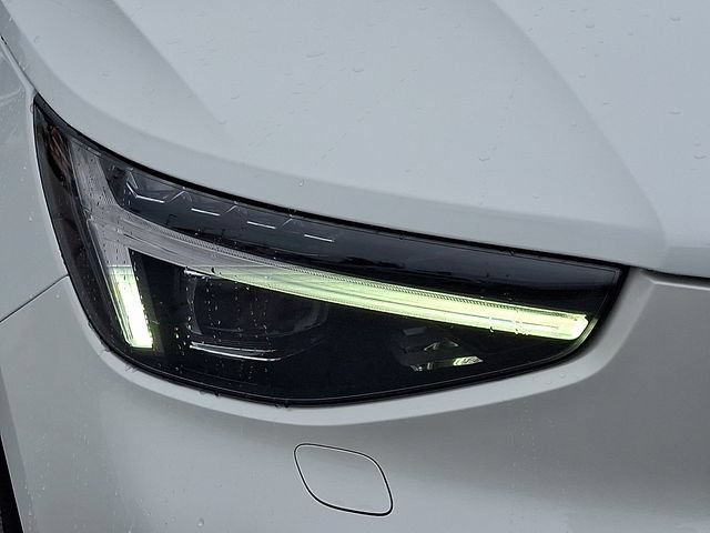 Certified 2023 Volvo XC40 Recharge Ultimate w/ Protection Package Premier AWD/4WD image 9