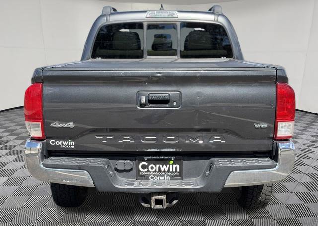 Used 2016 Toyota Tacoma SR5 w/ SR5 Appearance Package (SN) AWD/4WD image 14