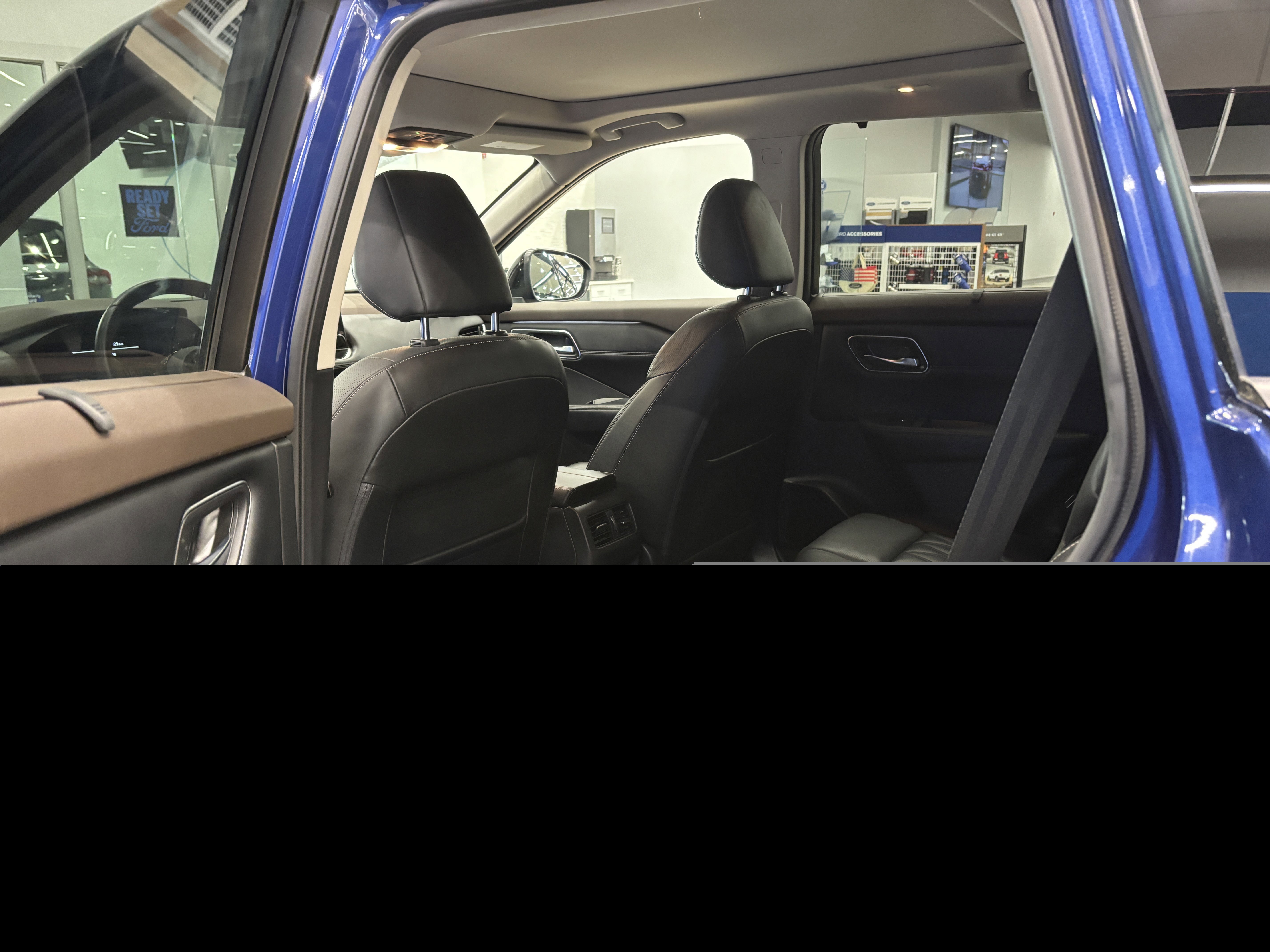 Used 2021 Nissan Rogue Platinum AWD/4WD image 13