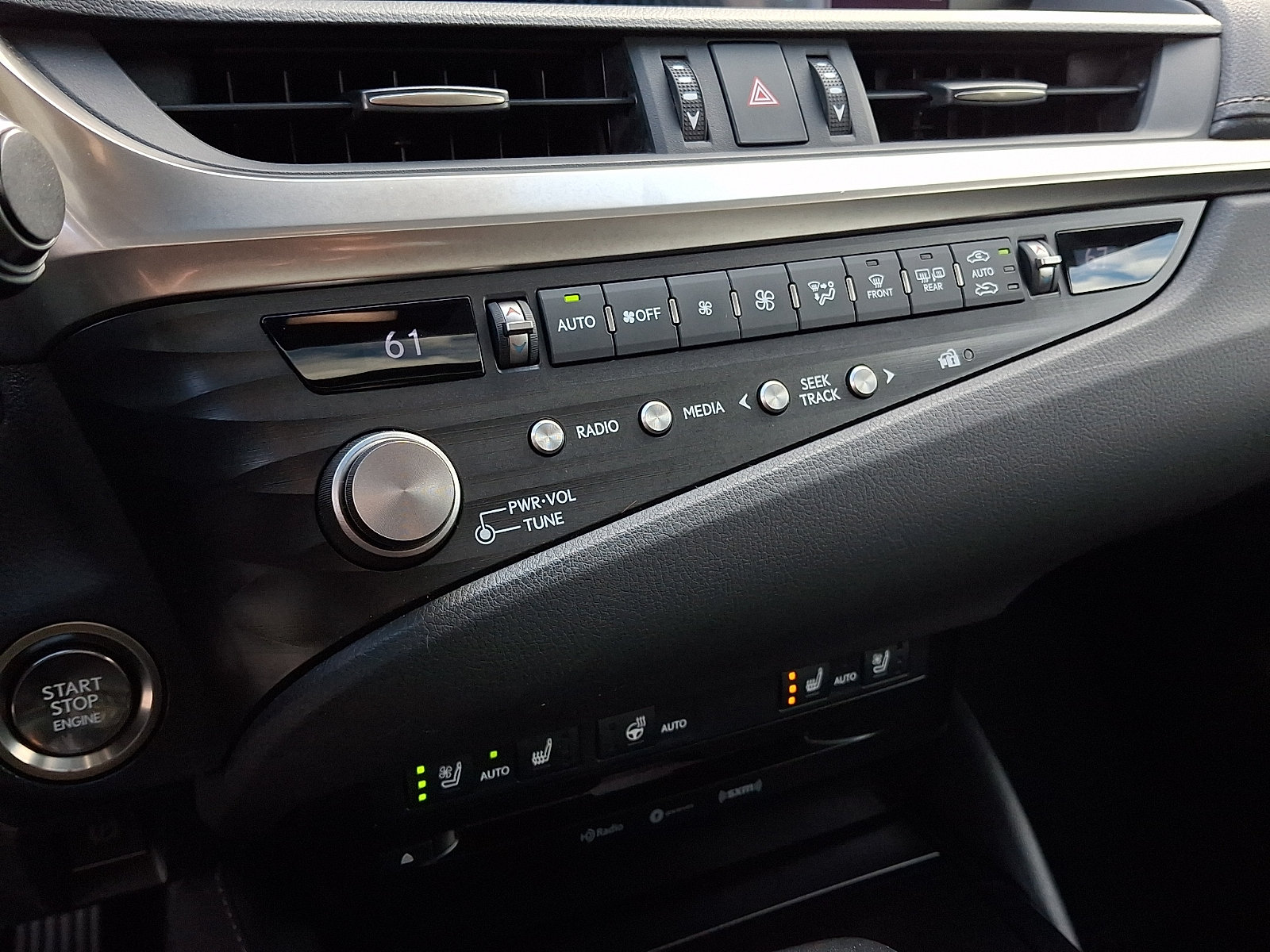Certified 2021 Lexus ES 250 w/ Premium Package AWD/4WD image 18
