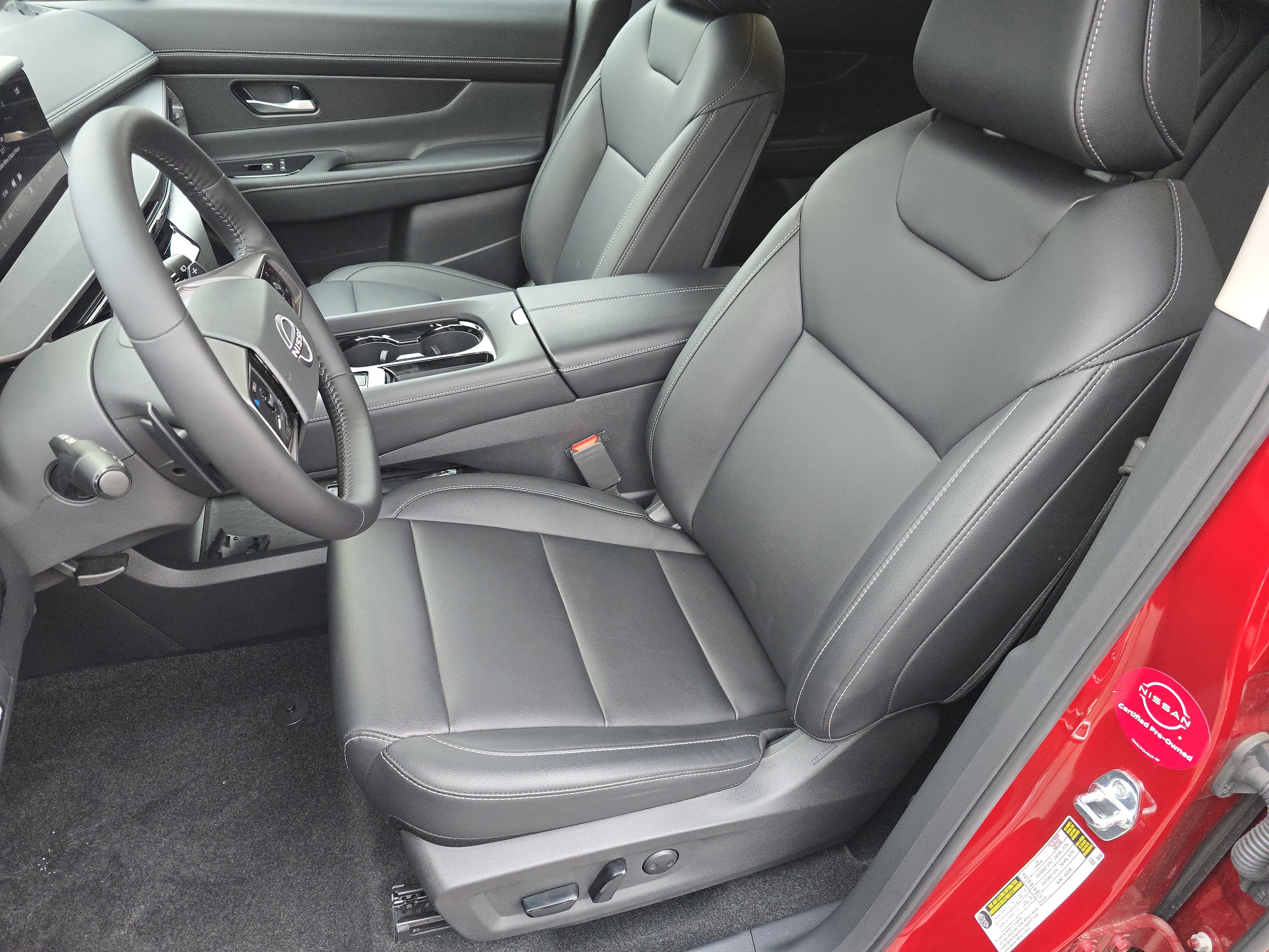 Used 2025 Nissan Murano SV image 29