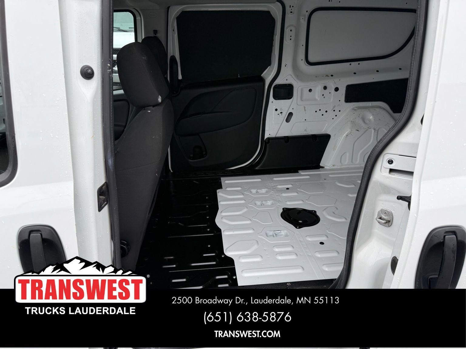 Used 2022 RAM ProMaster City Tradesman FWD image 6