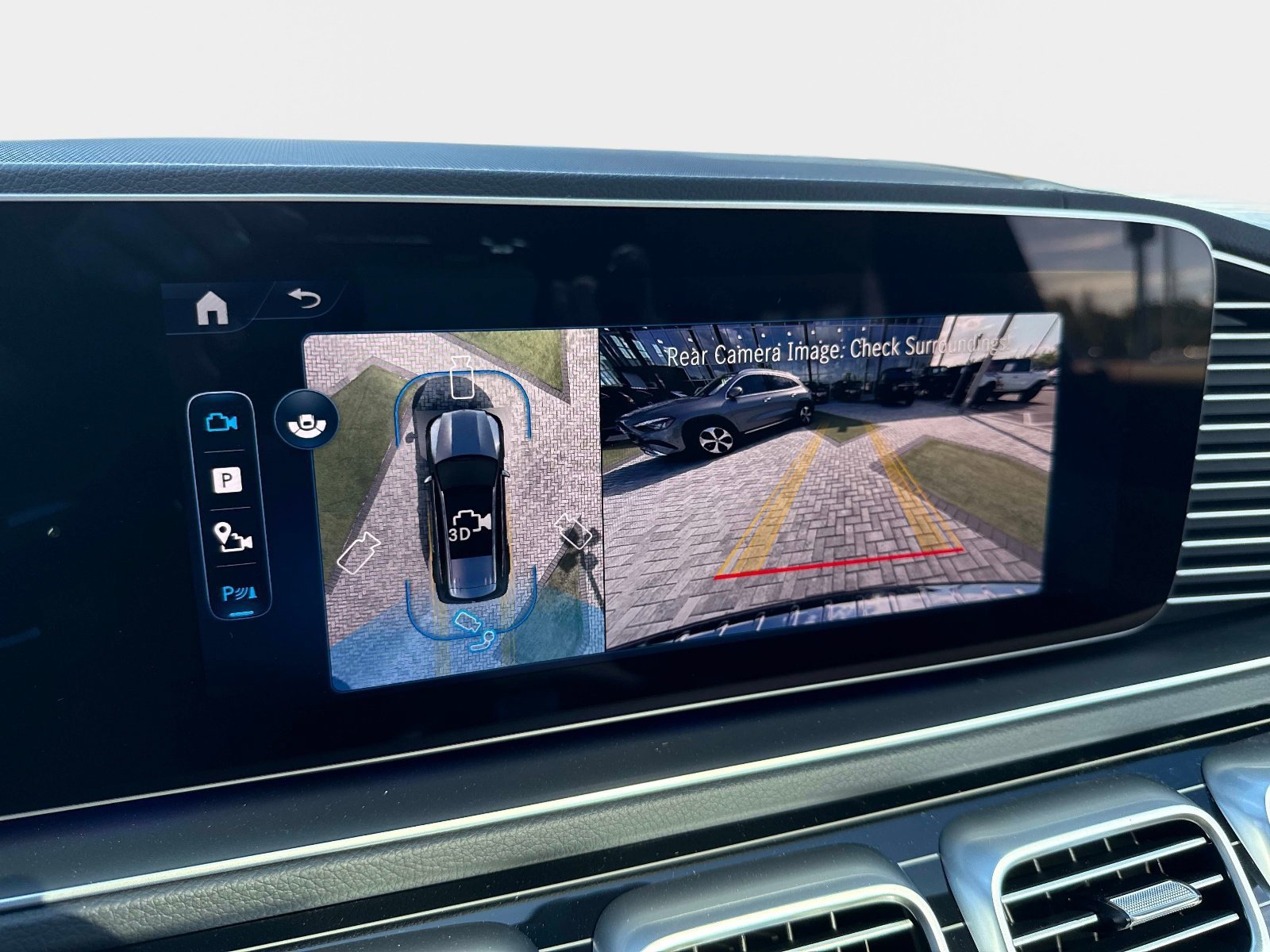 New 2026 Mercedes-Benz GLS 450 4MATIC image 25