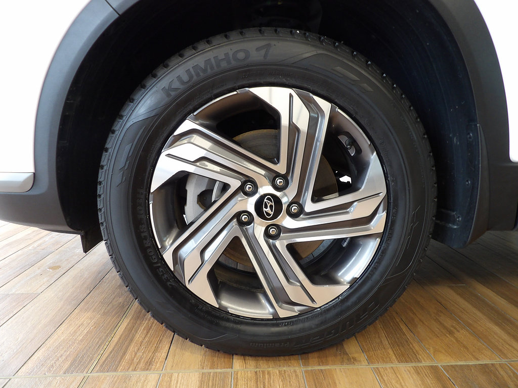 Used 2023 Hyundai Santa Fe SEL w/ Winter Weather Package AWD/4WD image 10