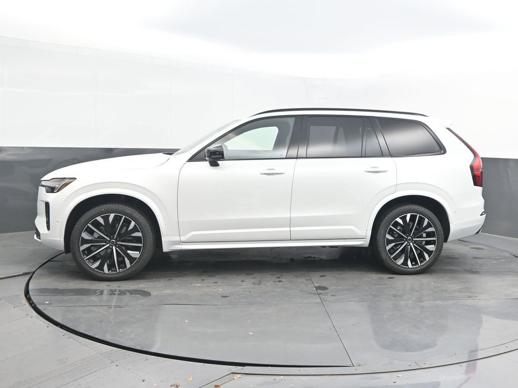 New 2026 Volvo XC90 B6 Ultra w/ Lounge Package image 2