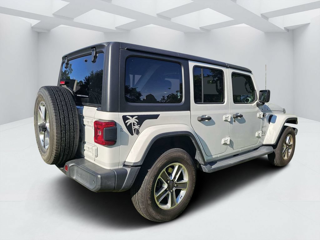 Used 2020 Jeep Wrangler Unlimited Sahara AWD/4WD image 3