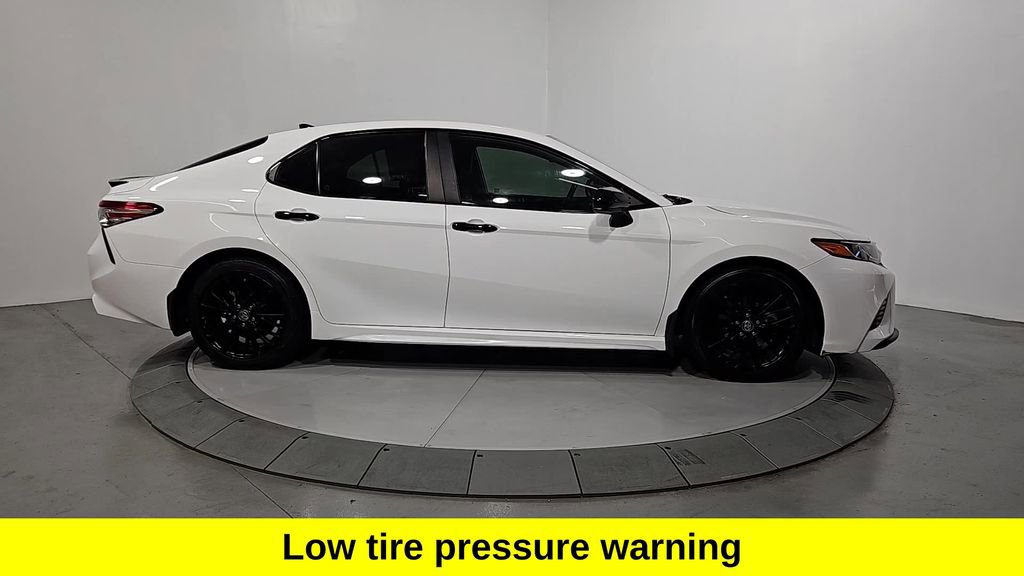 Used 2020 Toyota Camry SE image 6