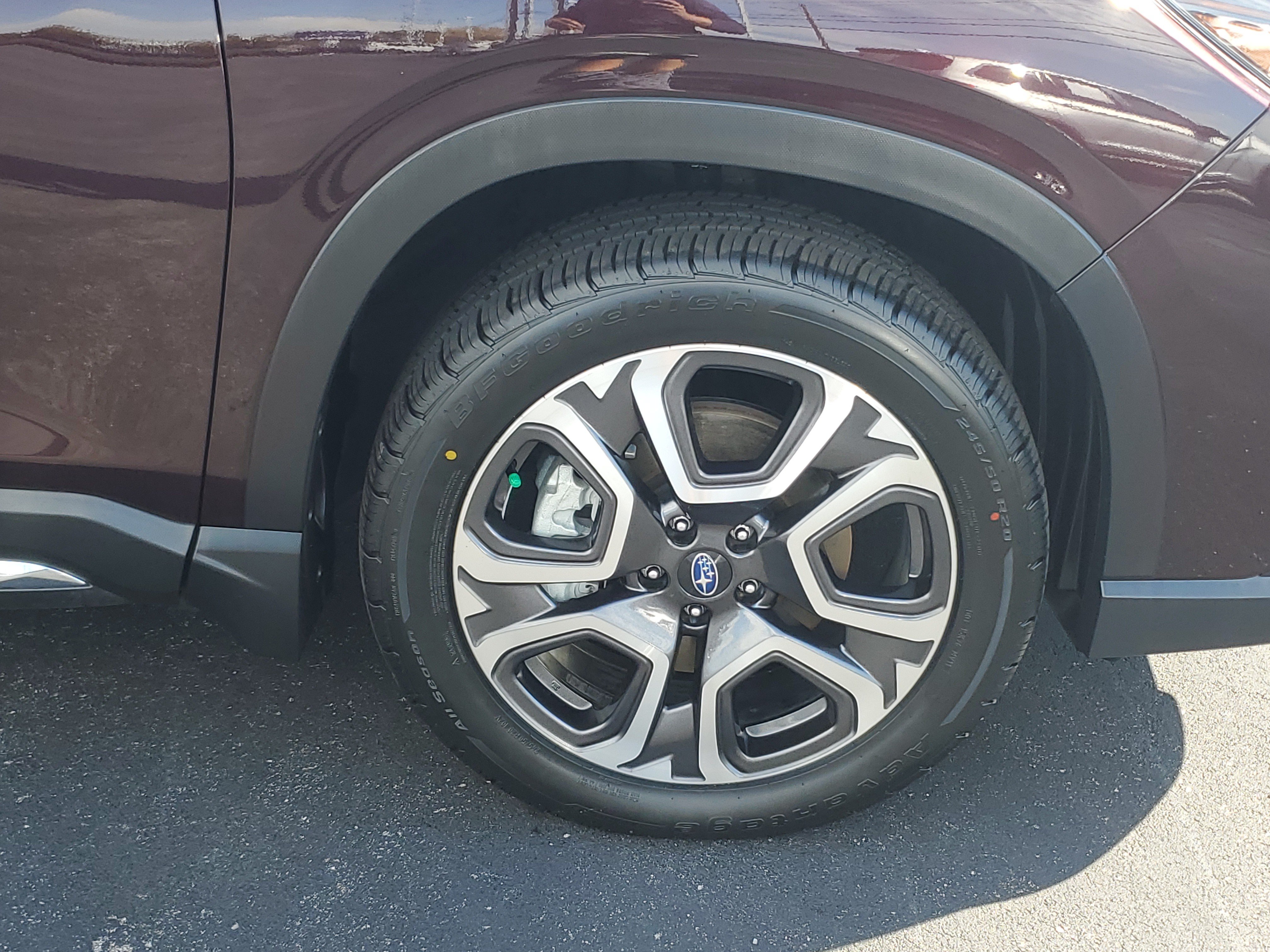 Used 2024 Subaru Ascent Touring w/ Popular Package #2 AWD/4WD image 5