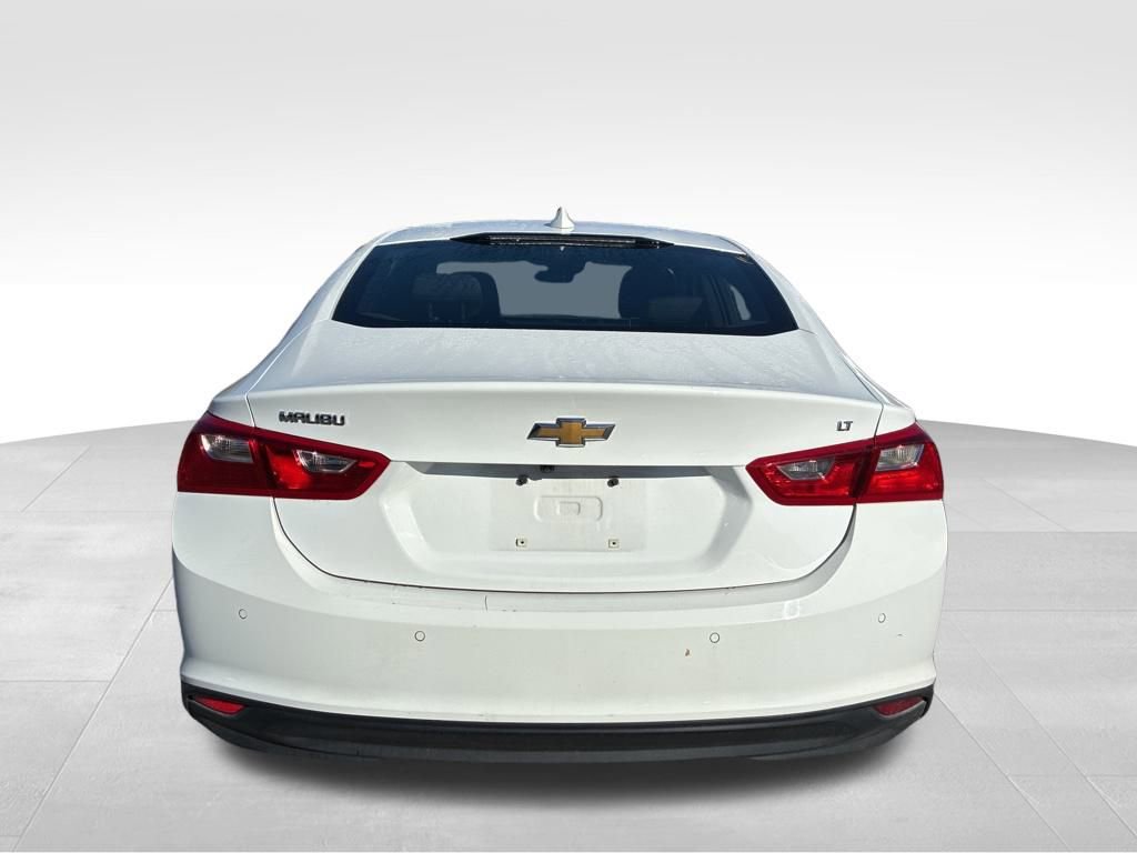 Used 2024 Chevrolet Malibu LT image 4