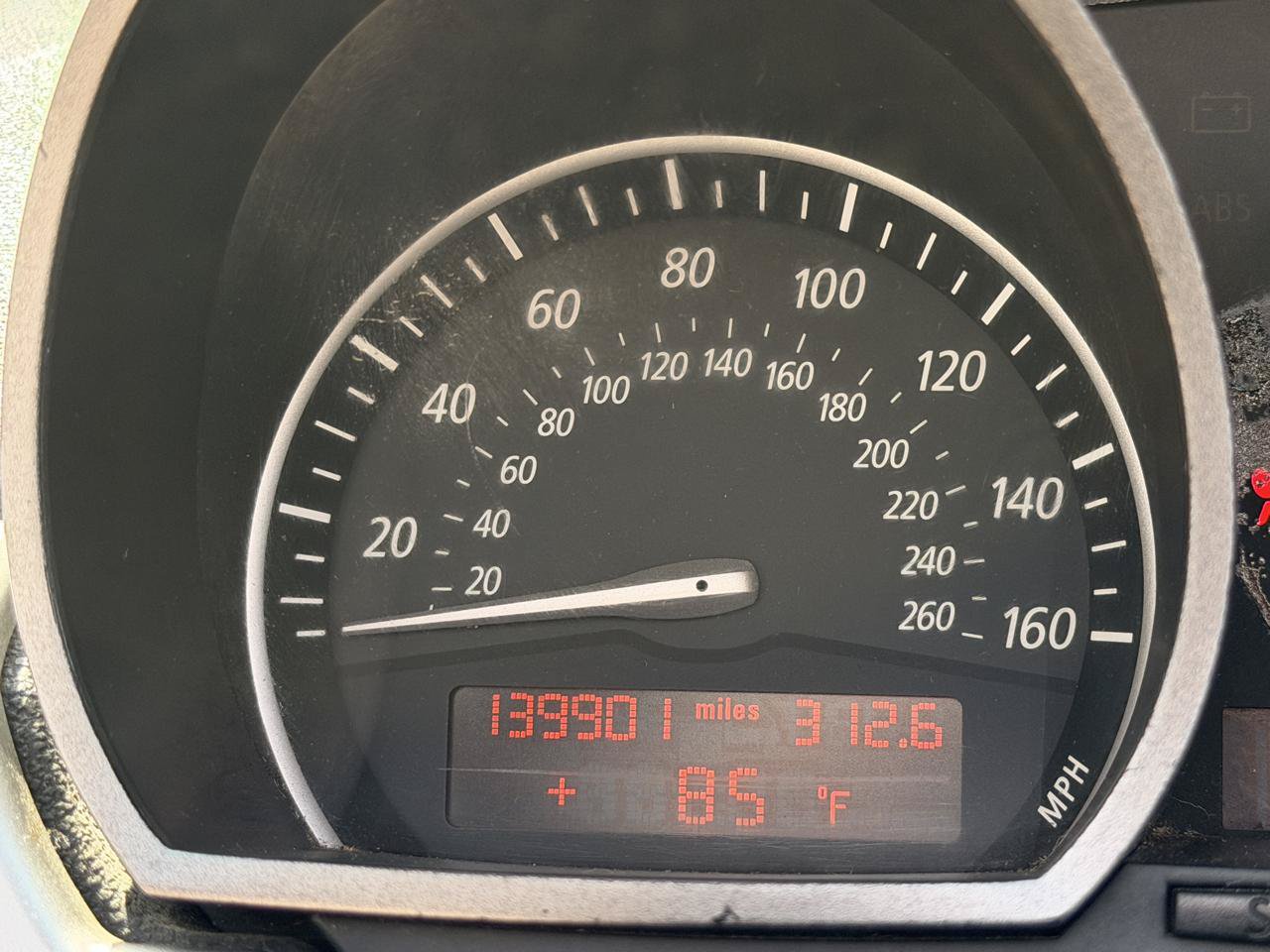 Used 2003 BMW Z4 2.5i RWD image 25