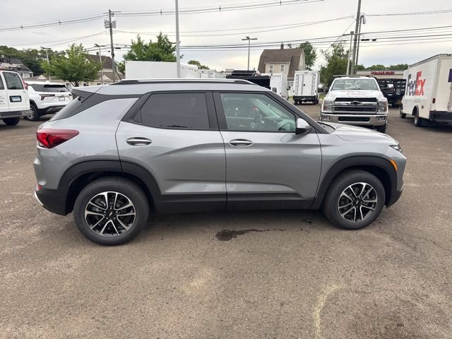 New 2026 Chevrolet TrailBlazer LT w/ Convenience Package AWD/4WD image 6