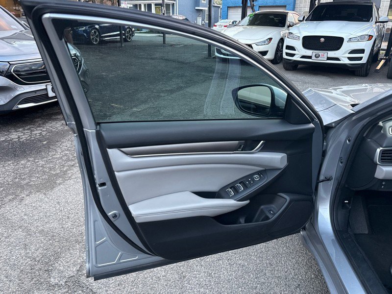 Used 2020 Honda Accord LX image 10