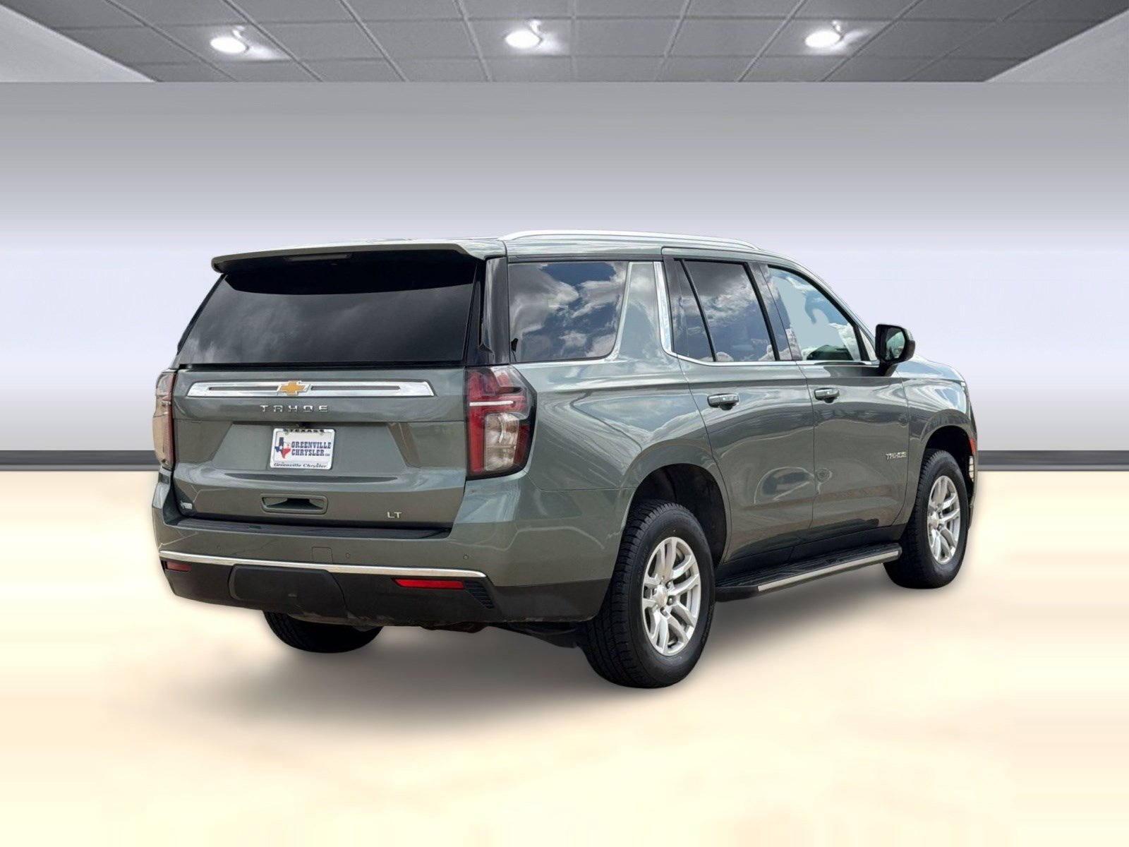 Used 2023 Chevrolet Tahoe LT RWD image 9