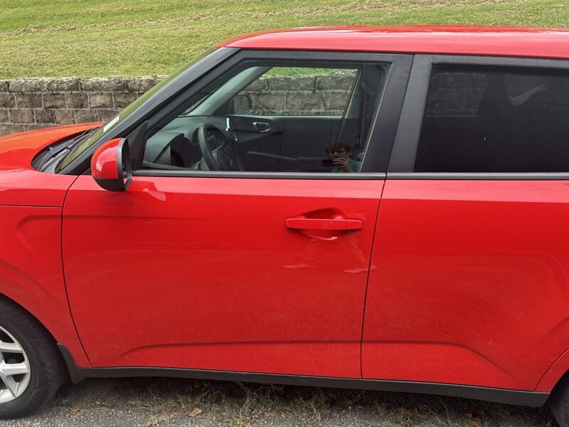 Used 2020 Kia Soul S FWD image 19