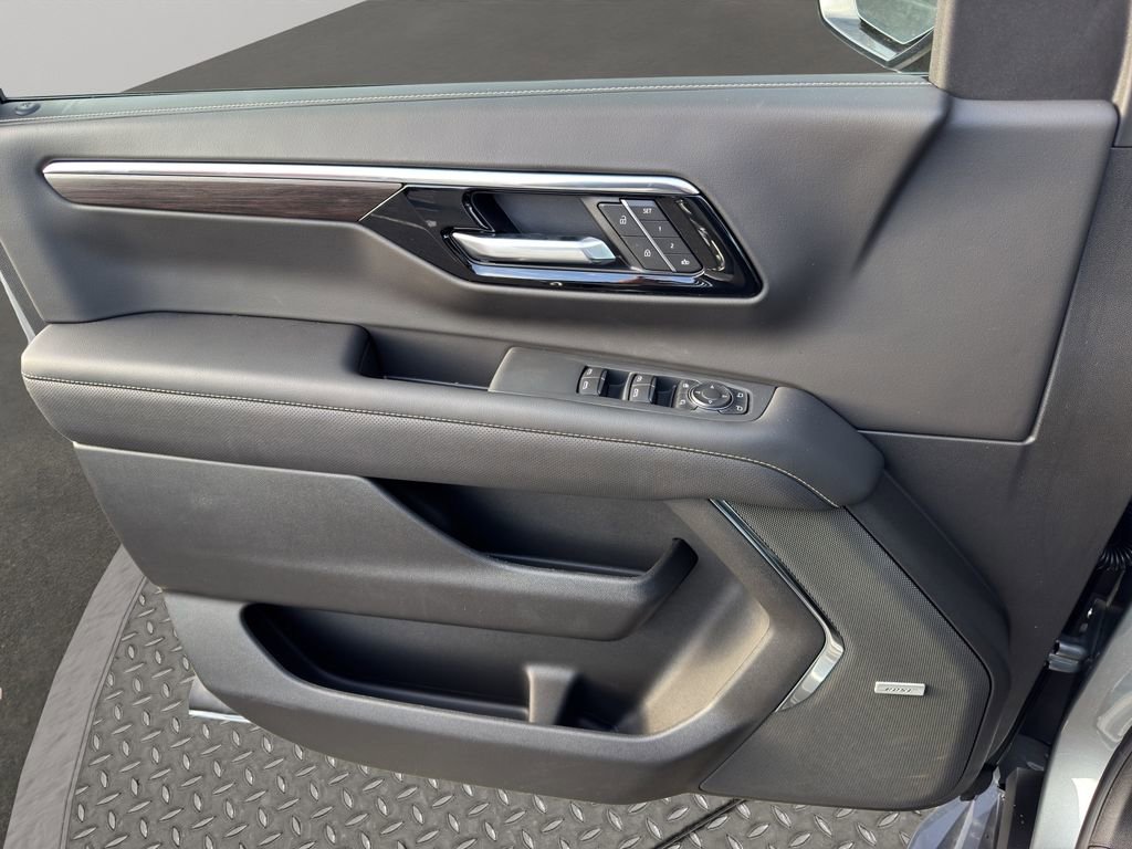 New 2026 Chevrolet Tahoe Premier w/ Sun And Tow Package image 17