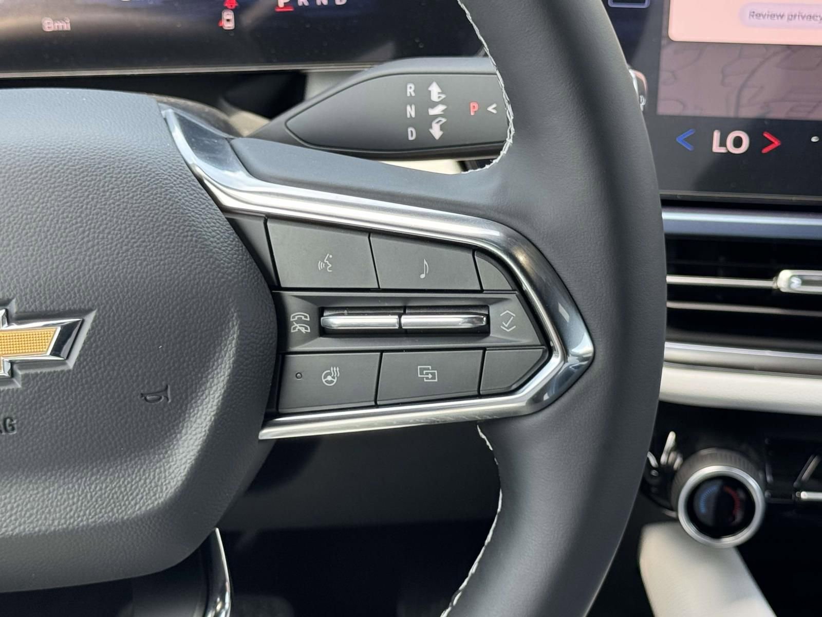 New 2026 Chevrolet Equinox EV LT AWD/4WD image 18