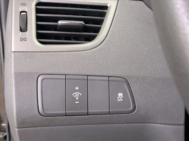 Used 2011 Hyundai Elantra GLS FWD image 13