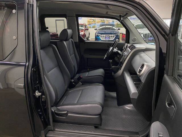 Used 2004 Honda Element DX image 18