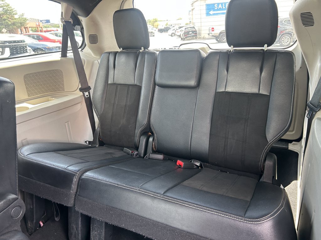 Used 2019 Dodge Grand Caravan SXT FWD image 29