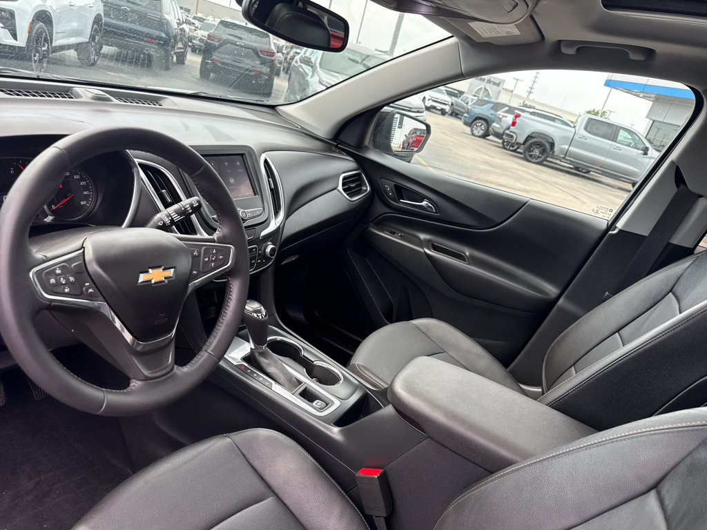 Used 2020 Chevrolet Equinox LT w/ Midnight Edition FWD image 25