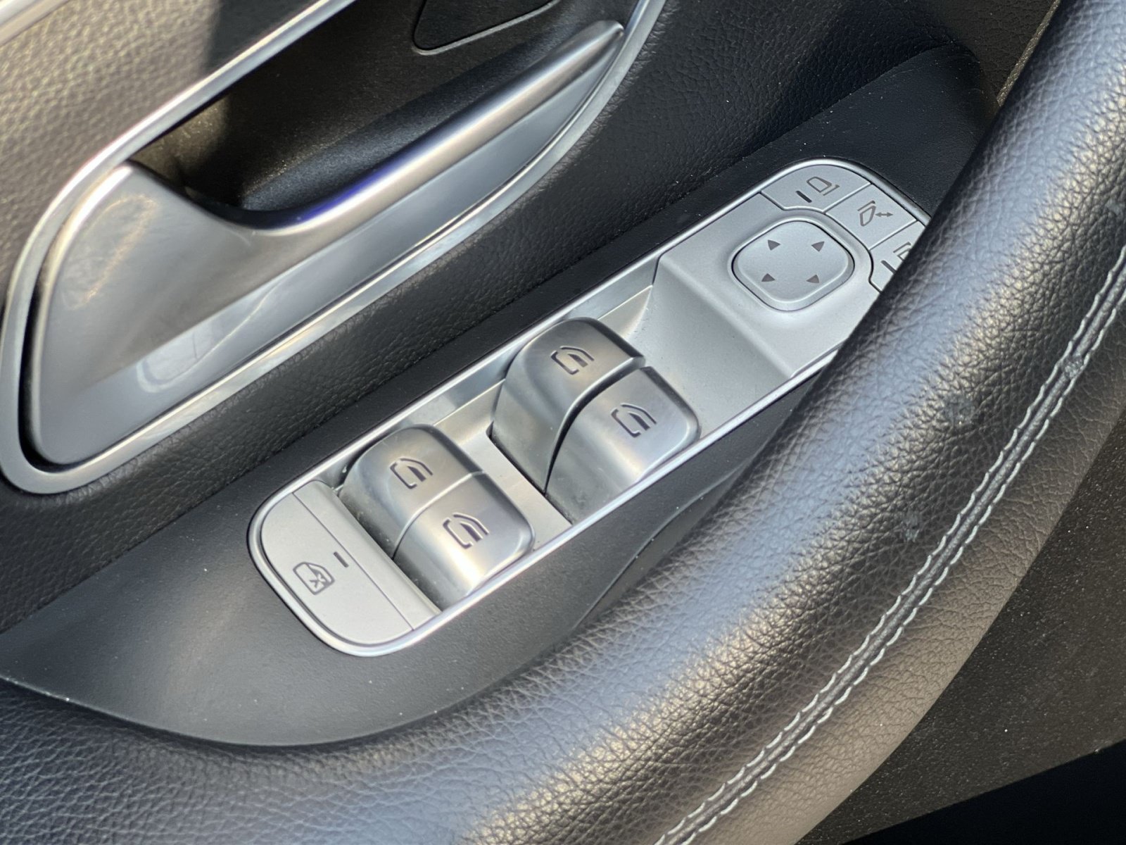 Used 2022 Mercedes-Benz GLE 350 4MATIC image 20