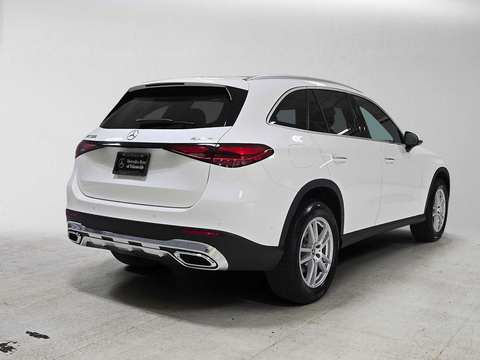 Certified 2026 Mercedes-Benz GLC 300 4MATIC image 4