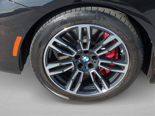Certified 2026 BMW 550e xDrive w/ Premium Package AWD/4WD image 27