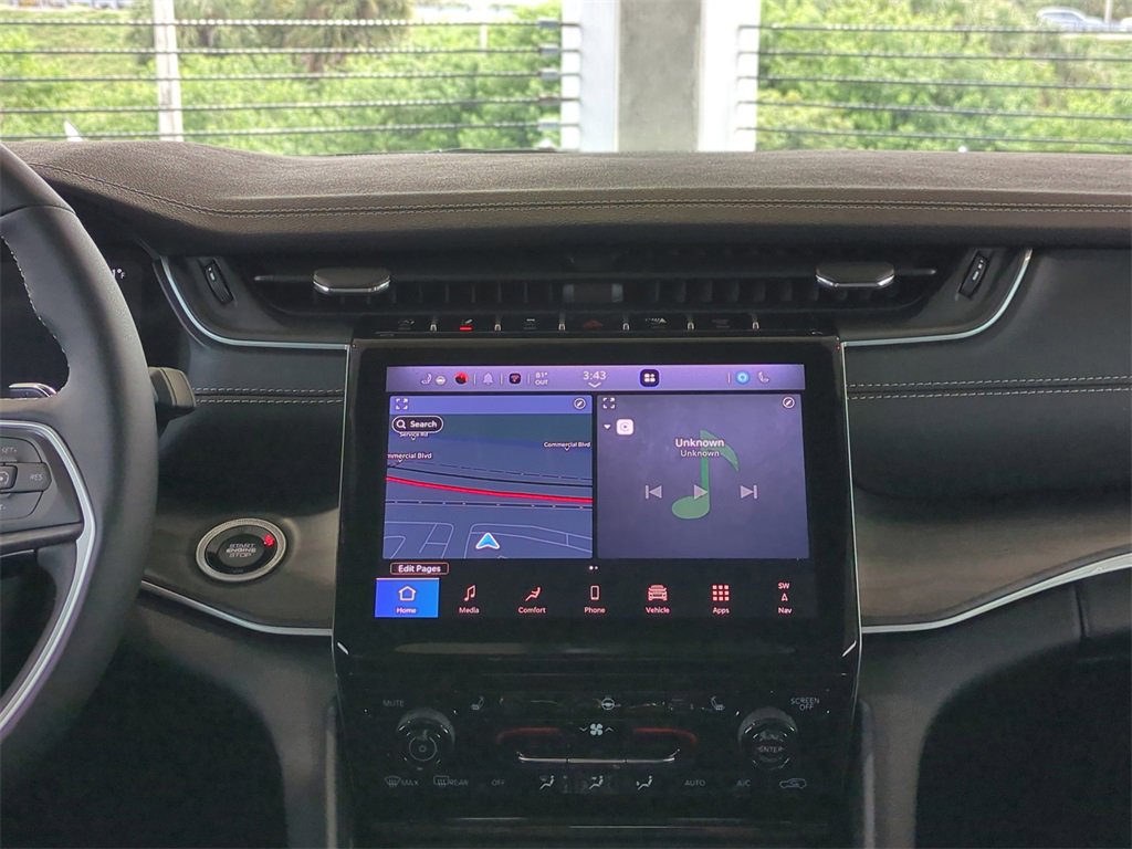 New 2025 Jeep Grand Cherokee Limited image 19