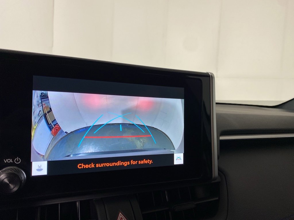 Used 2025 Toyota RAV4 SE image 19